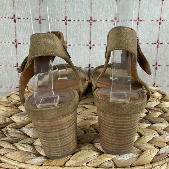 Aquatalia Brown Suede Ankle Wrap Heeled Sandals Size 8 PreLoved Ankle Buckle - Picture 7 of 7
